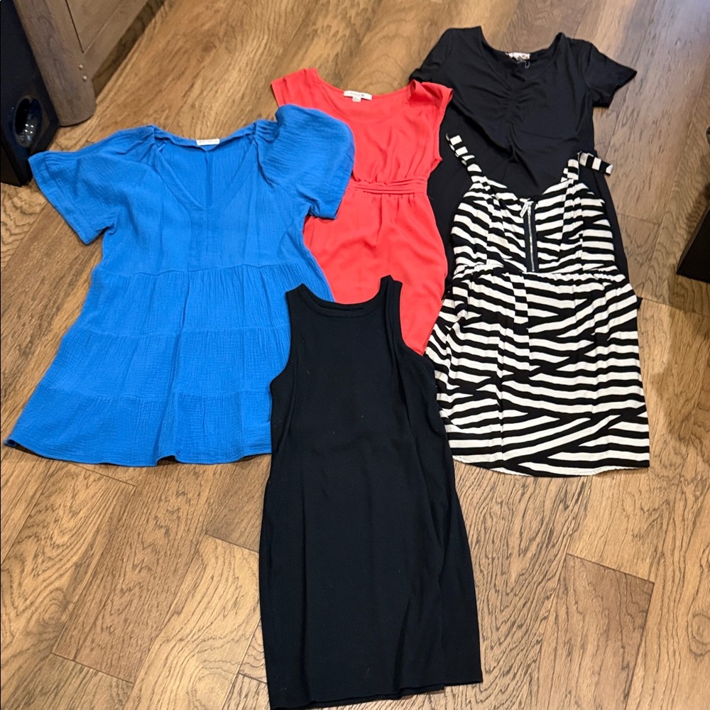 Lot of 5 Women's Dresses - Blue, Red, Black, Striped size large